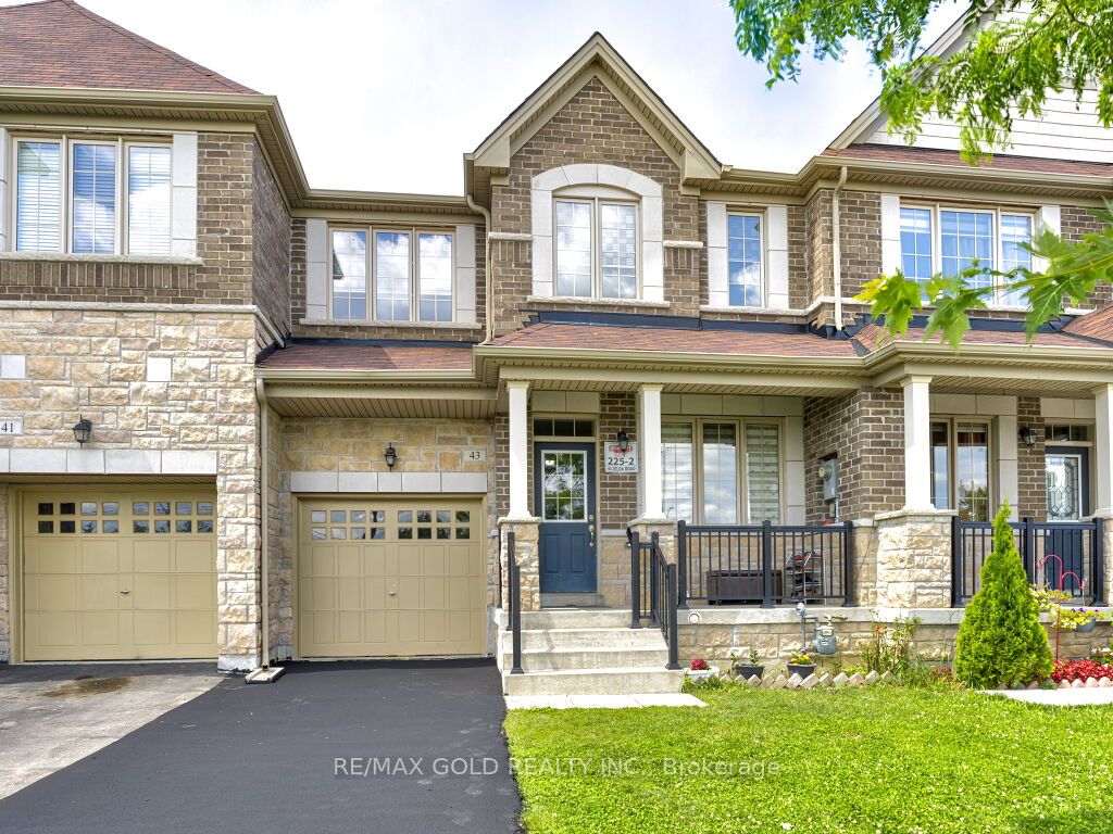 43 Zelda, Brampton, Ontario L6R 0B6, 4 Bedrooms Bedrooms, ,3 BathroomsBathrooms,Att/row/twnhouse,For Sale,Zelda,W9266820