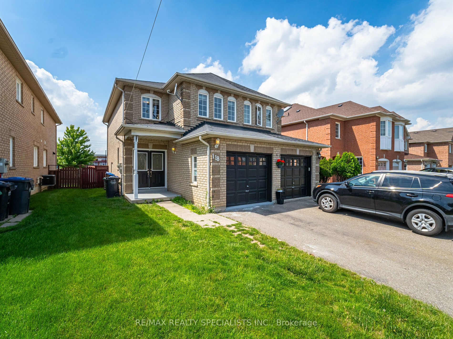 118 Native Landing, Brampton, Ontario L6X 5A7, 3 Bedrooms Bedrooms, ,3 BathroomsBathrooms,Semi-detached,For Sale,Native Landing,W9283205