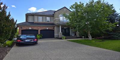 22 Prada, Brampton, Ontario L6P 2K1, 4 Bedrooms Bedrooms, ,5 BathroomsBathrooms,Detached,For Sale,Prada,W9283659