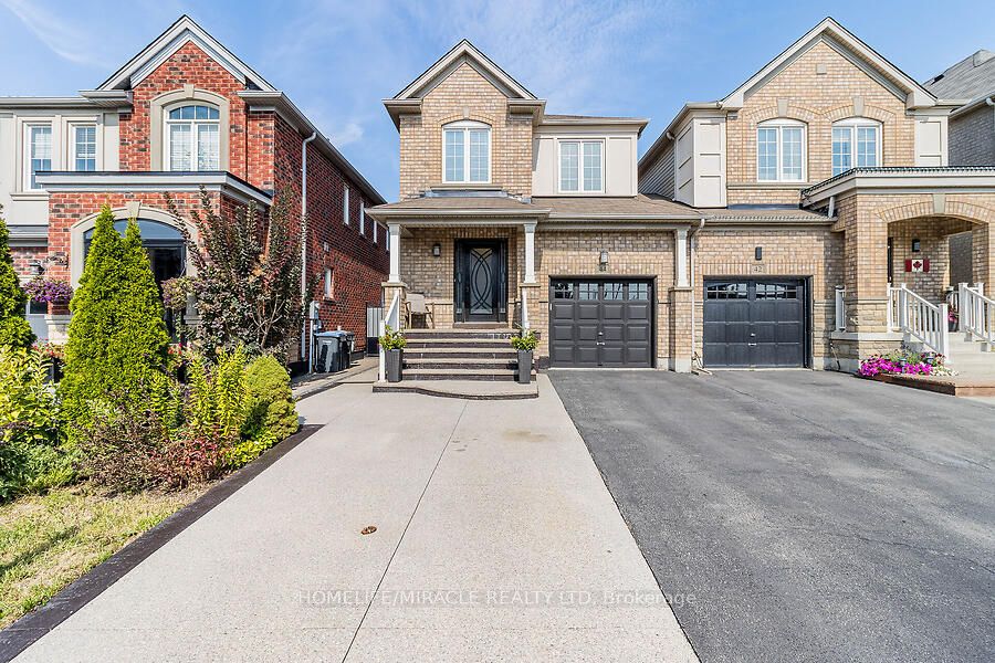 44 Napoleon, Brampton, Ontario L6P 3K5, 3 Bedrooms Bedrooms, ,3 BathroomsBathrooms,Link,For Sale,Napoleon,W9369128