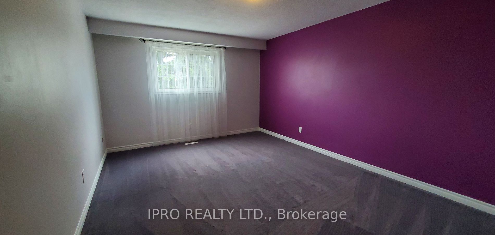 12 Simmons, Brampton, Ontario L6V 3V5, 3 Bedrooms Bedrooms, ,3 BathroomsBathrooms,Link,For Sale,Simmons,W9345526