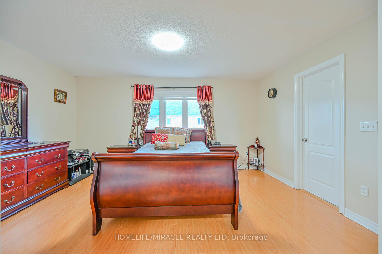 15 Fairwood, Brampton, Ontario L6R 0X6, 3 Bedrooms Bedrooms, ,4 BathroomsBathrooms,Att/row/twnhouse,For Sale,Fairwood,W9390634