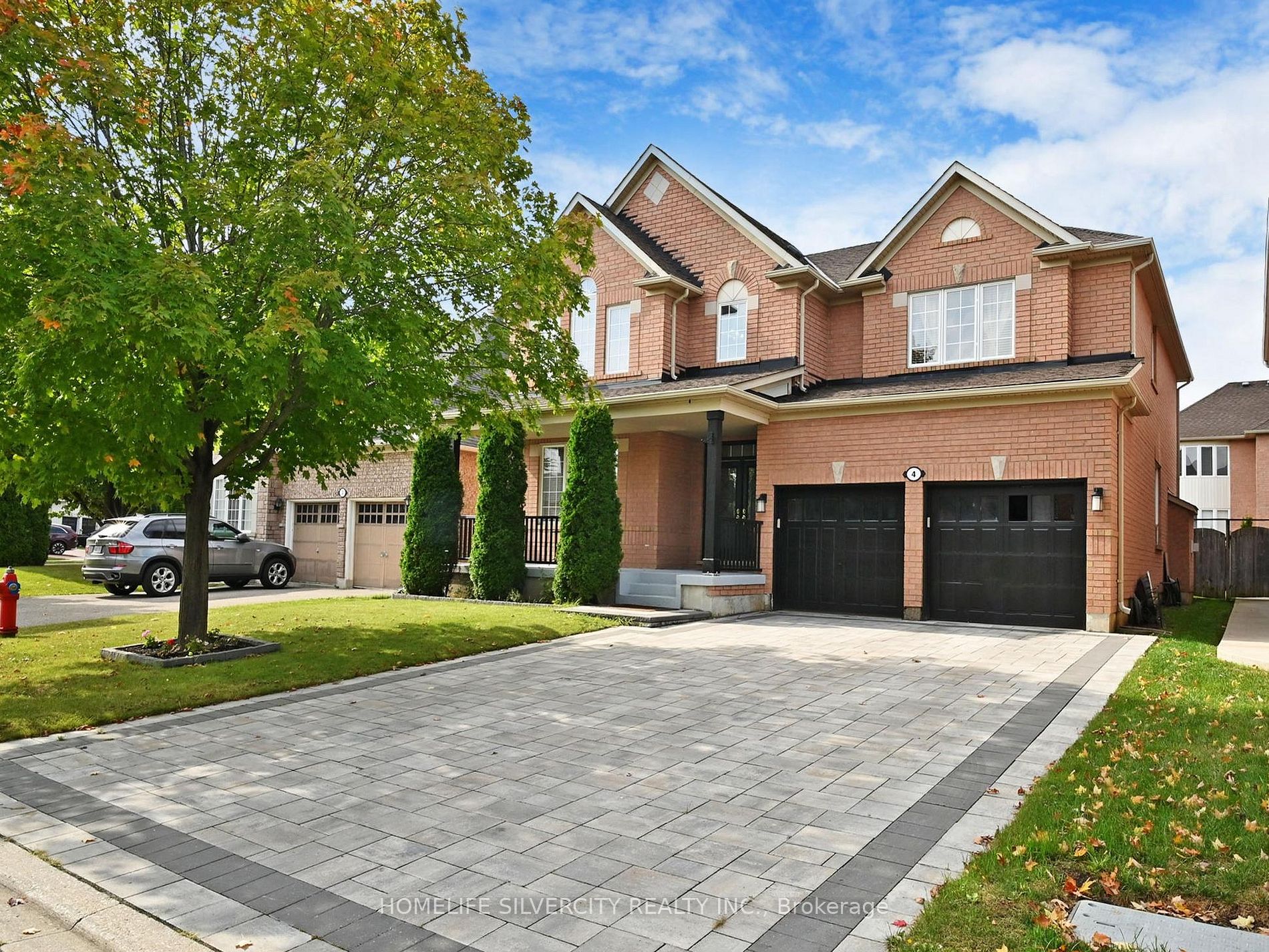 4 Farad, Brampton, Ontario L6P 1S6, 5 Bedrooms Bedrooms, ,4 BathroomsBathrooms,Detached,For Sale,Farad,W9394753