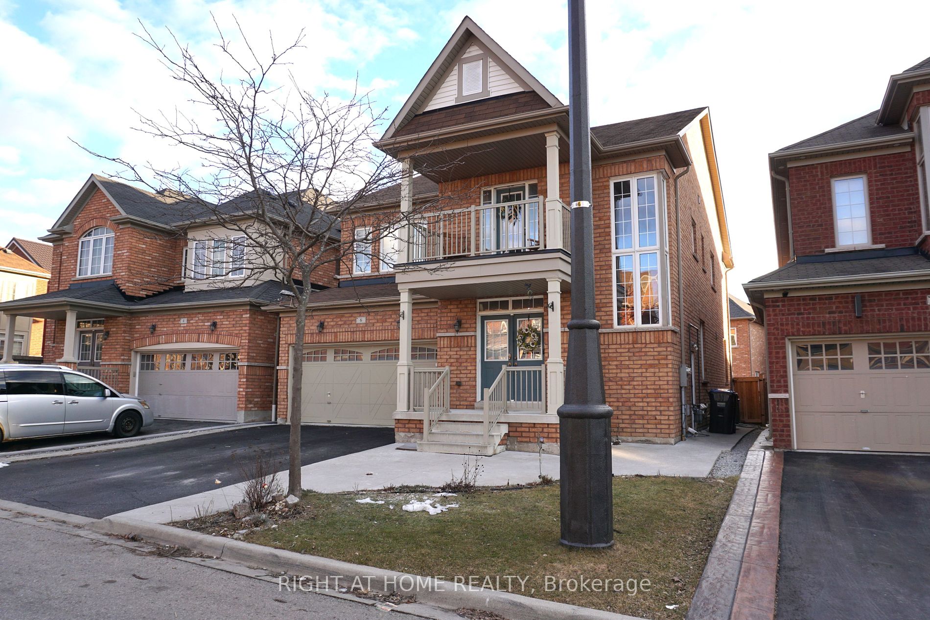 6 Bryony, Brampton, Ontario L6R 0G2, 4 Bedrooms Bedrooms, ,5 BathroomsBathrooms,Detached,For Sale,Bryony,W9395061