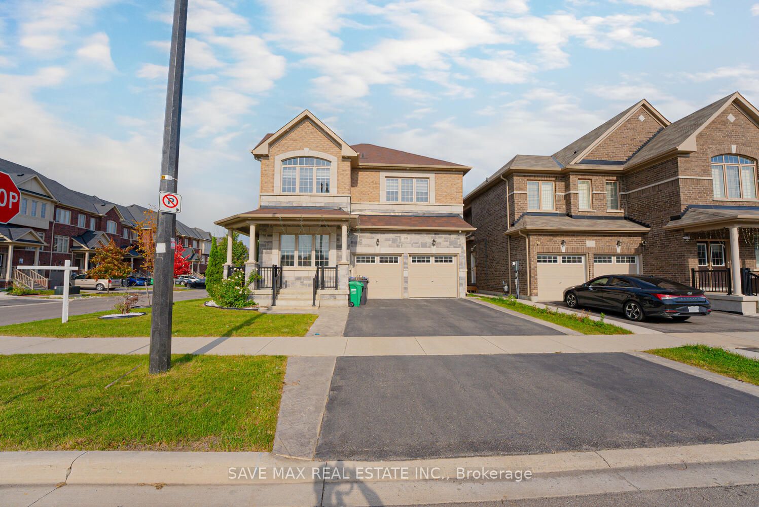 39 Agava, Brampton, Ontario L7A 4S5, 4 Bedrooms Bedrooms, ,4 BathroomsBathrooms,Detached,For Sale,Agava,W9397122