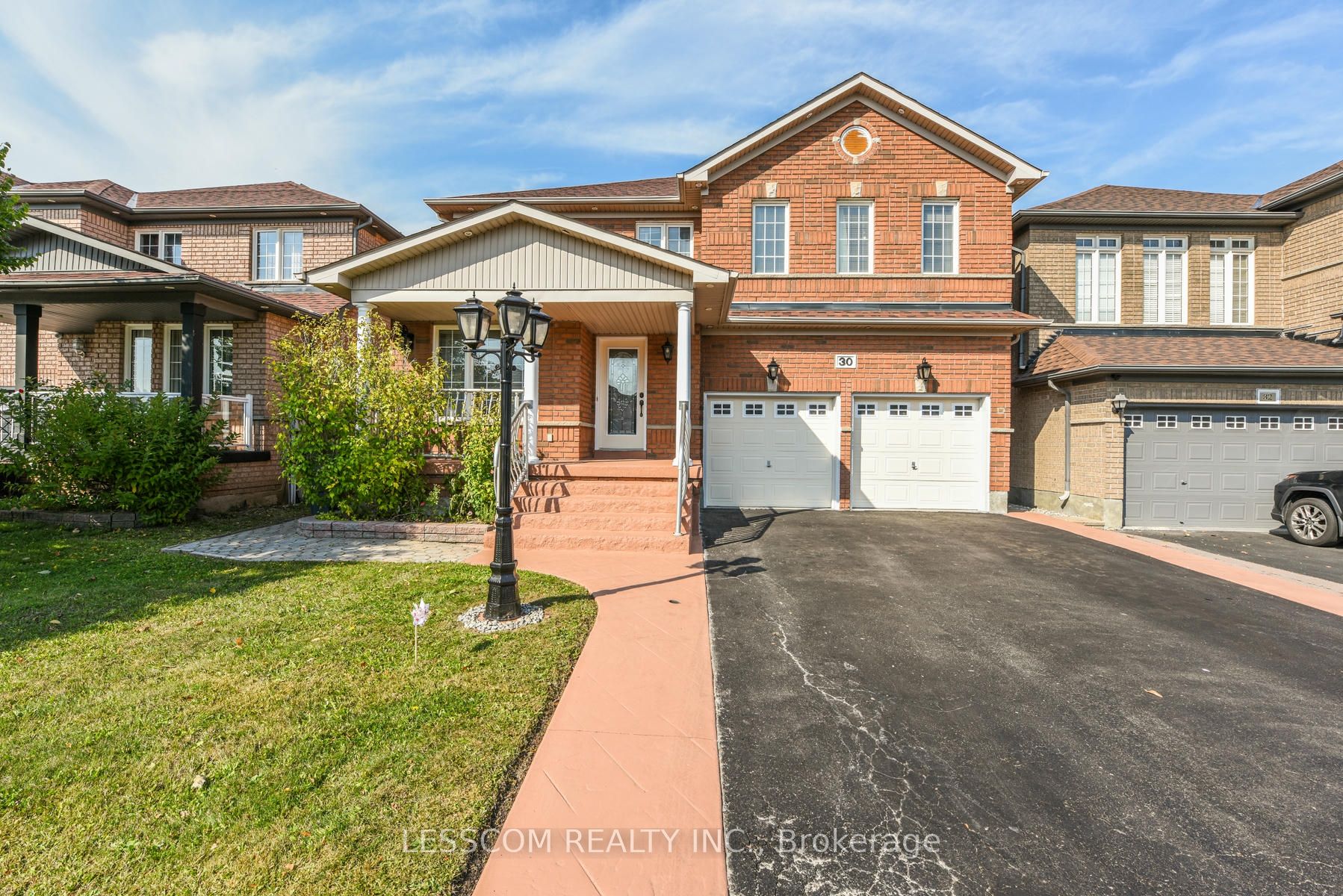 30 Fairhill, Brampton, Ontario L7A 2E7, 5 Bedrooms Bedrooms, ,5 BathroomsBathrooms,Detached,For Sale,Fairhill,W9397159