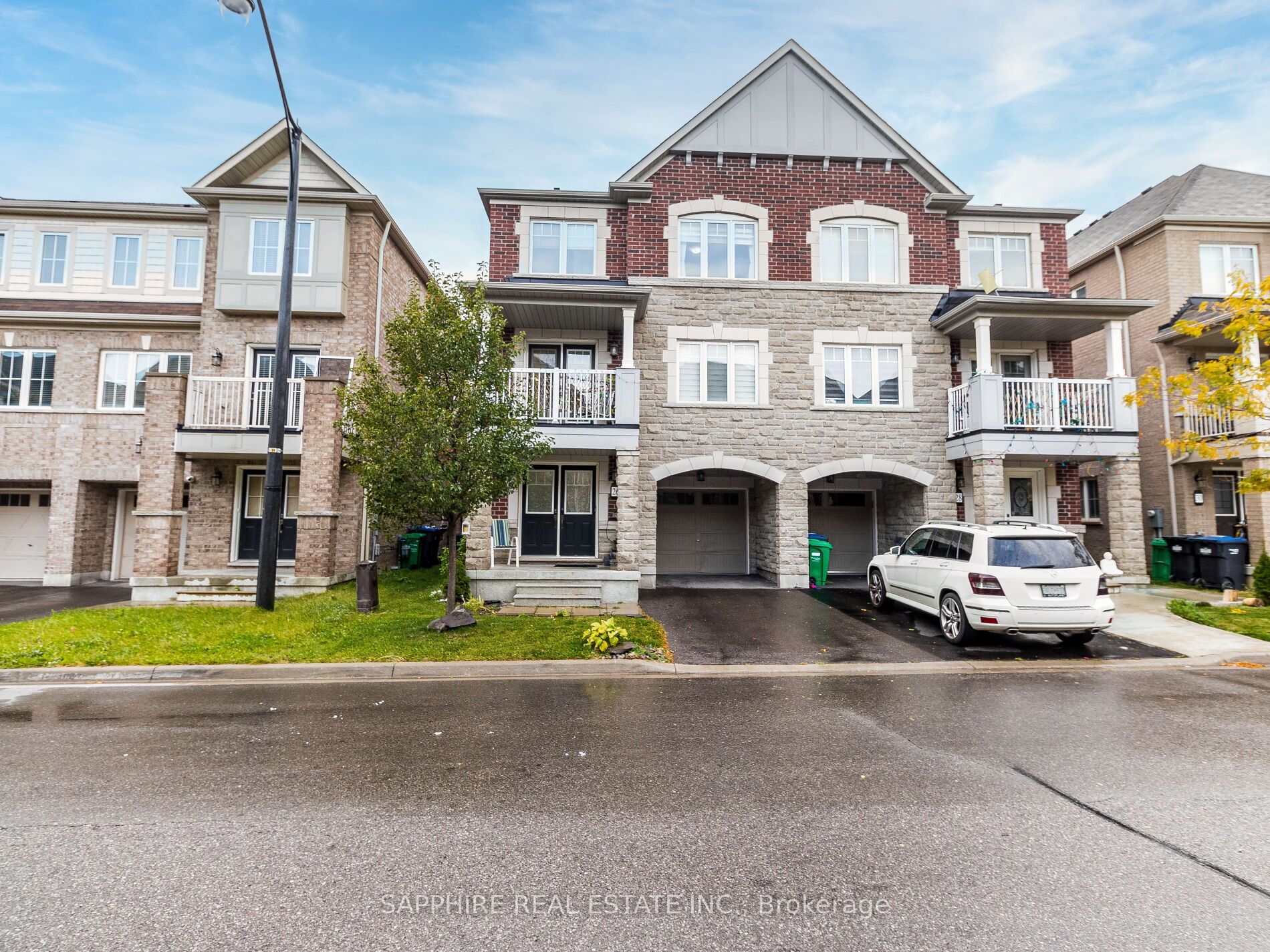 26 Francesco, Brampton, Ontario L7A 4N6, 4 Bedrooms Bedrooms, ,3 BathroomsBathrooms,Att/row/twnhouse,For Sale,Francesco,W9398664