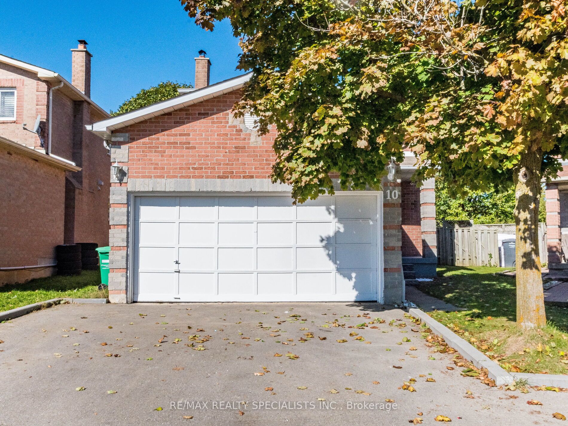 10 Aster, Brampton, Ontario L6V 3P2, 3 Bedrooms Bedrooms, ,3 BathroomsBathrooms,Detached,For Sale,Aster,W9417745