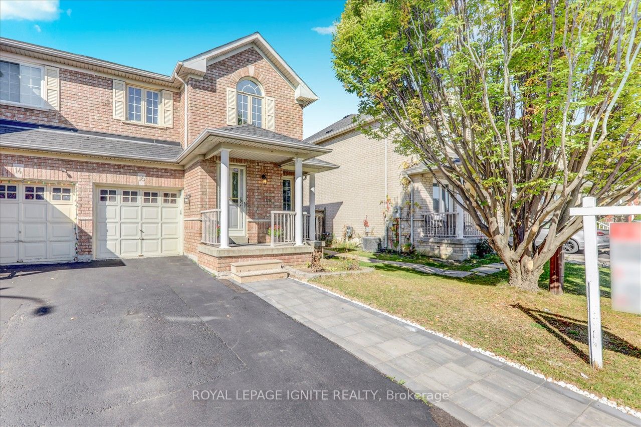 16 Canoe Glide, Brampton, Ontario L6R 2A8, 3 Bedrooms Bedrooms, ,2 BathroomsBathrooms,Semi-detached,For Sale,Canoe Glide,W9418388