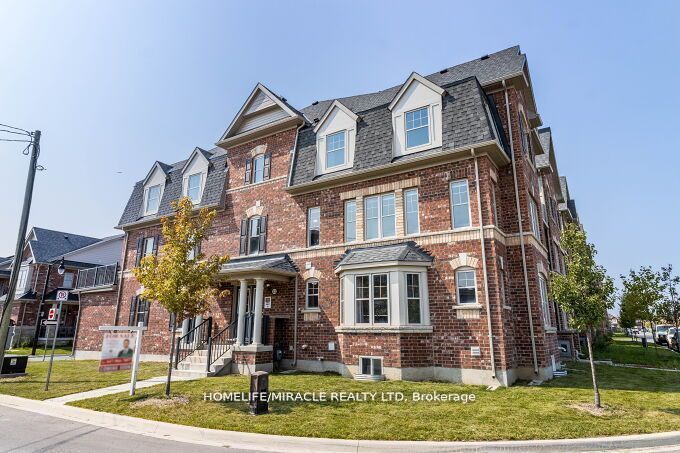 43 Finegan, Brampton, Ontario L7A 4Z7, 4 Bedrooms Bedrooms, ,4 BathroomsBathrooms,Att/row/twnhouse,For Sale,Finegan,W9420001