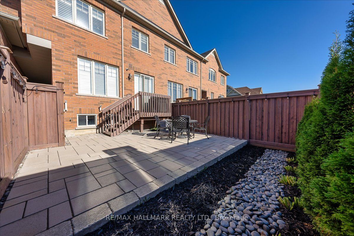 236 Sky Harbour, Brampton, Ontario L6Y 2Z7, 3 Bedrooms Bedrooms, ,4 BathroomsBathrooms,Att/row/twnhouse,For Sale,Sky Harbour,W9461827