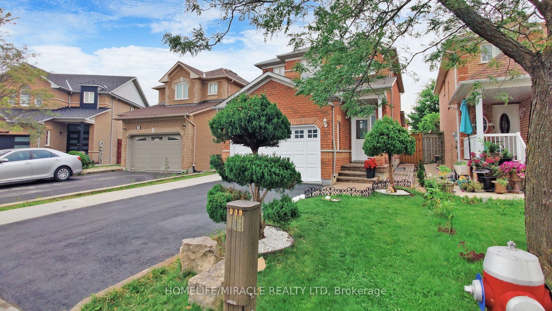 18 Sunny Glen, Brampton, Ontario L7A 2C6, 3 Bedrooms Bedrooms, ,4 BathroomsBathrooms,Detached,For Sale,Sunny Glen,W9355373