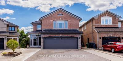 36 Pacific Wind, Brampton, Ontario L6R 2B1, 3 Bedrooms Bedrooms, ,4 BathroomsBathrooms,Detached,For Sale,Pacific Wind,W9506404