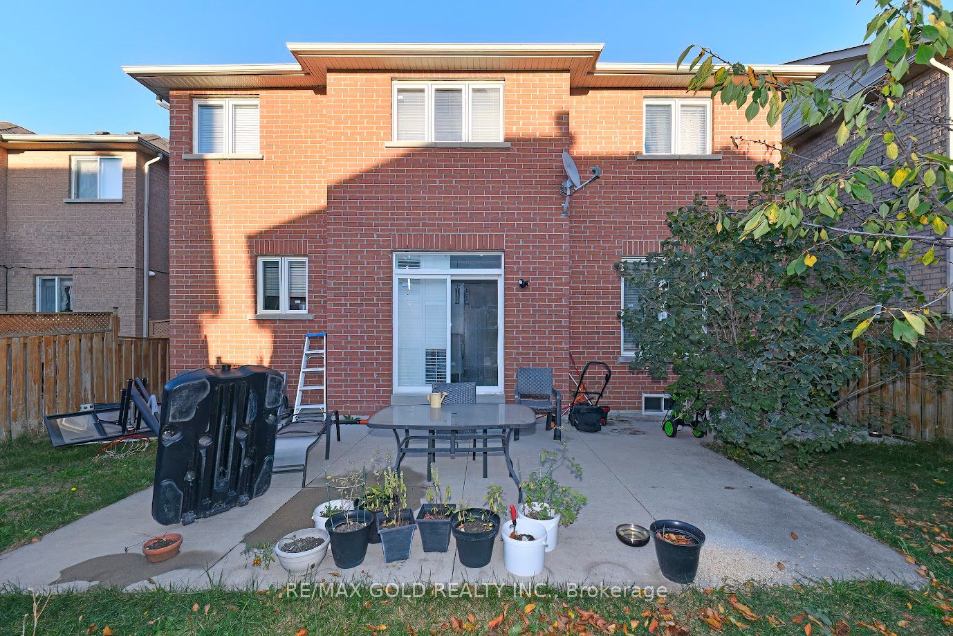 17 Via Romano, Brampton, Ontario L6P 1K2, 4 Bedrooms Bedrooms, ,4 BathroomsBathrooms,Detached,For Sale,Via Romano,W9513556