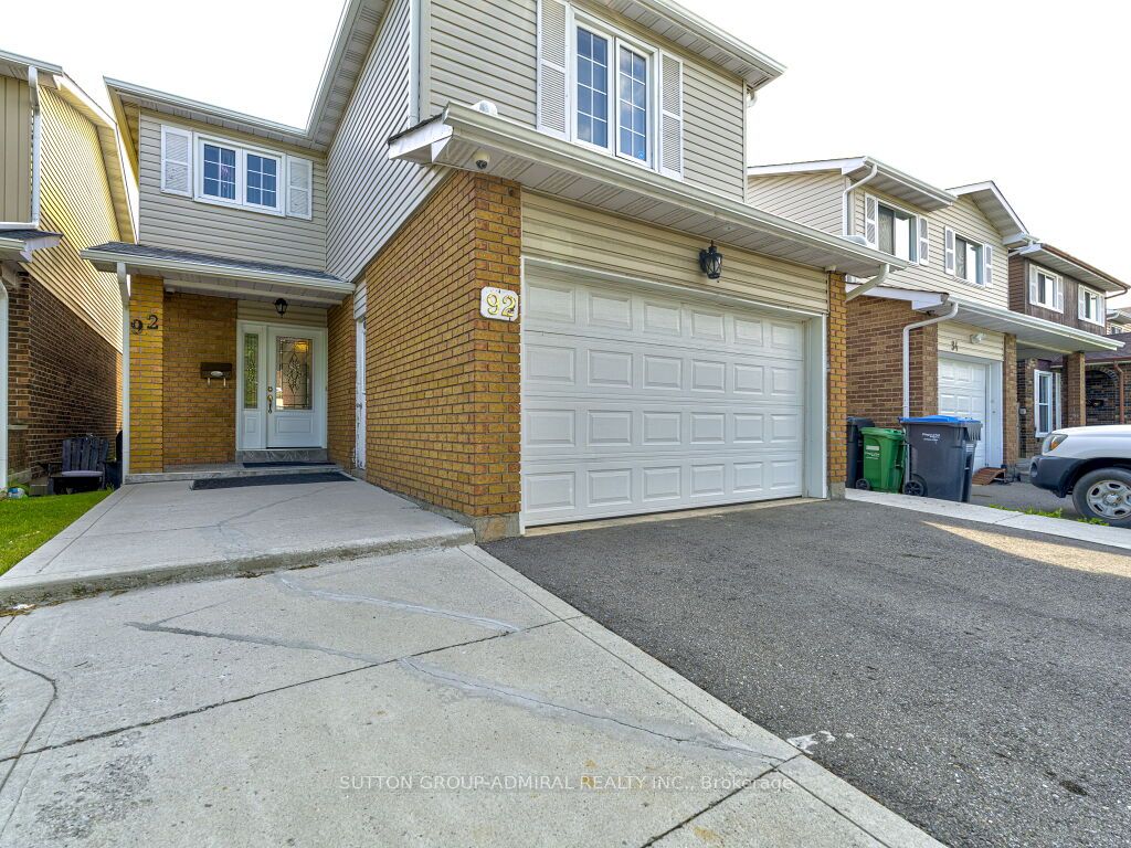 92 Simmons, Brampton, Ontario L6V 3V6, 4 Bedrooms Bedrooms, ,4 BathroomsBathrooms,Detached,For Sale,Simmons,W9752122