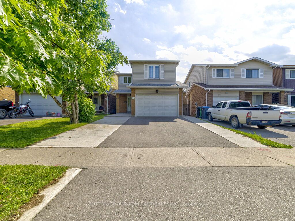 92 Simmons, Brampton, Ontario L6V 3V6, 4 Bedrooms Bedrooms, ,4 BathroomsBathrooms,Detached,For Sale,Simmons,W9752122