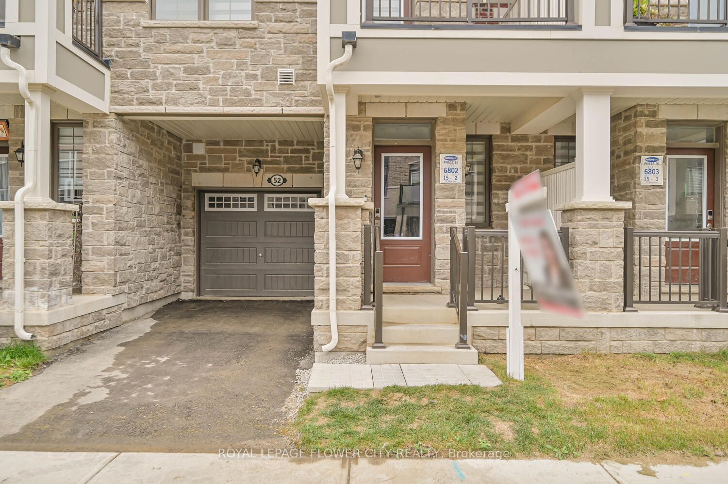 52 Melmar, Brampton, Ontario L7A 0B6, 3 Bedrooms Bedrooms, ,3 BathroomsBathrooms,Att/row/twnhouse,For Sale,Melmar,W10406152