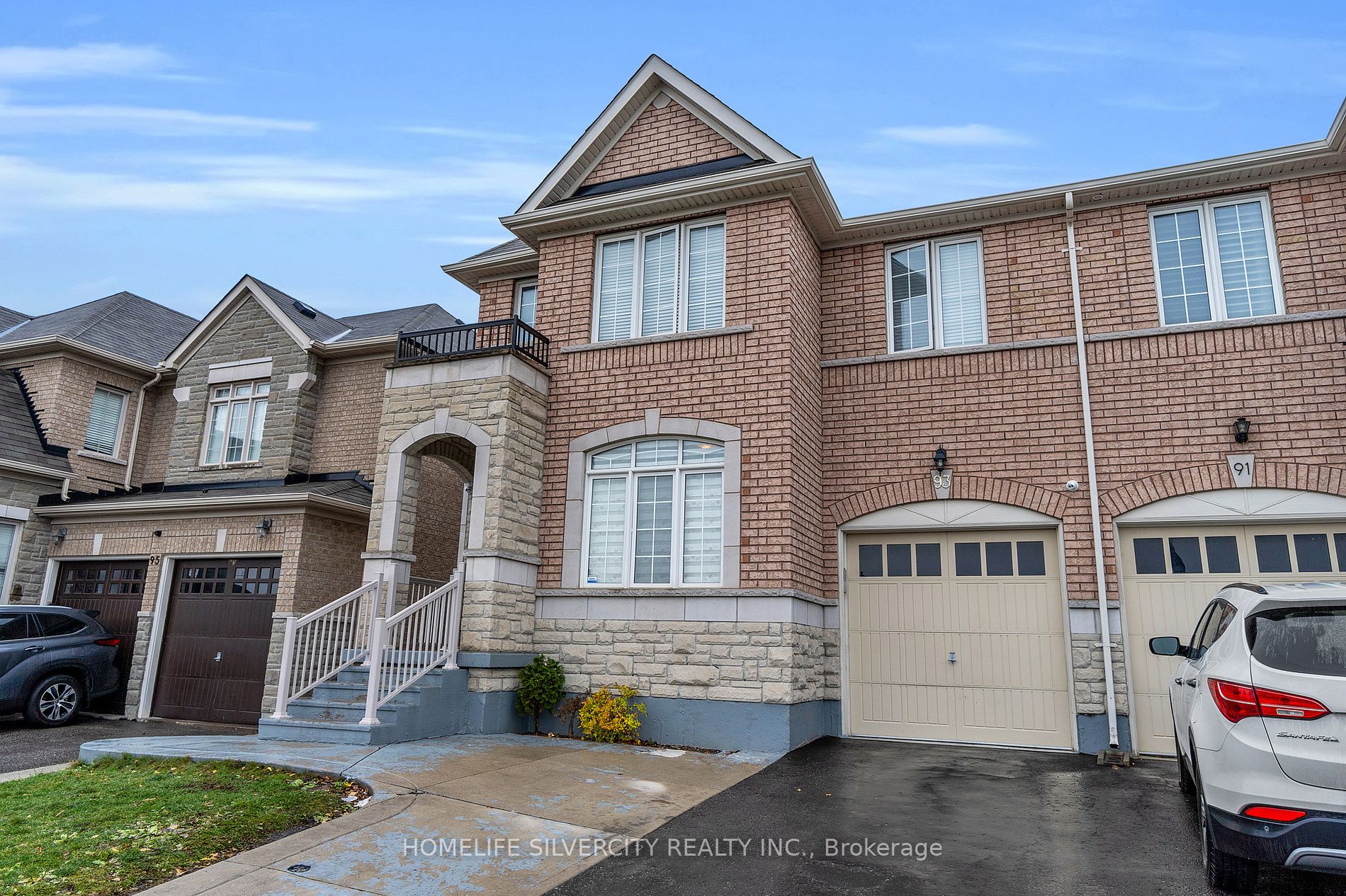 93 Education, Brampton, Ontario L6P 3W3, 4 Bedrooms Bedrooms, ,4 BathroomsBathrooms,Semi-detached,For Sale,Education,W10406897