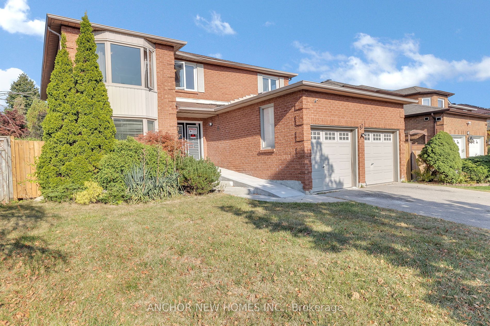 52 Settler, Brampton, Ontario L6Z 4L7, 5 Bedrooms Bedrooms, ,4 BathroomsBathrooms,Detached,For Sale,Settler,W10407532