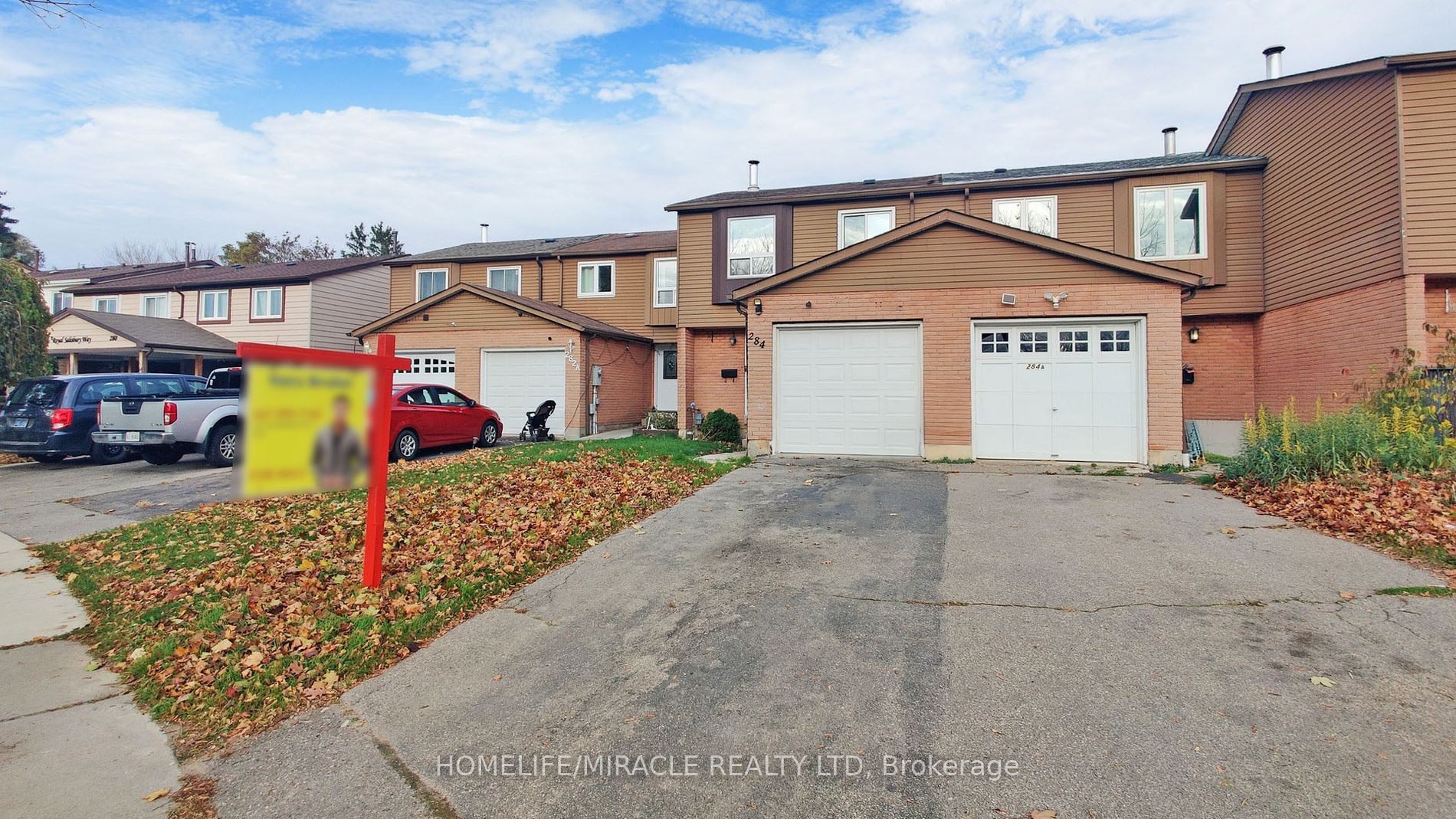 284 Royal Salisbury, Brampton, Ontario L6V 3H4, 3 Bedrooms Bedrooms, ,3 BathroomsBathrooms,Att/row/twnhouse,For Sale,Royal Salisbury,W10408346