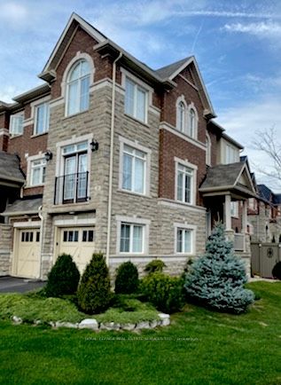 25 Rockman, Brampton, Ontario L7A 4B4, 3 Bedrooms Bedrooms, ,3 BathroomsBathrooms,Att/row/twnhouse,For Sale,Rockman,W10408940